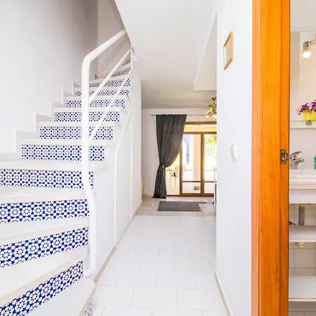 Holiday home House With Tennis Court,sports And Playground *